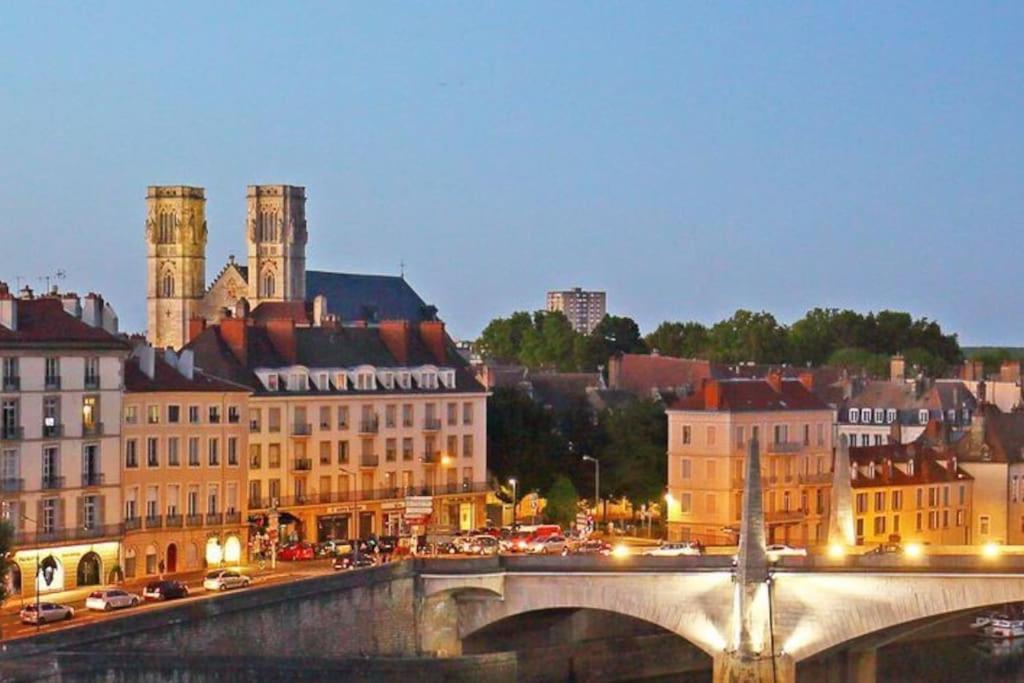 Apartmán Le Duplex Moutarde Chalon-sur-Saône Exteriér fotografie